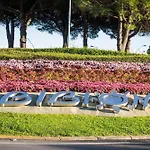 Superb Flat With Balcony Near The Beach - Beahost